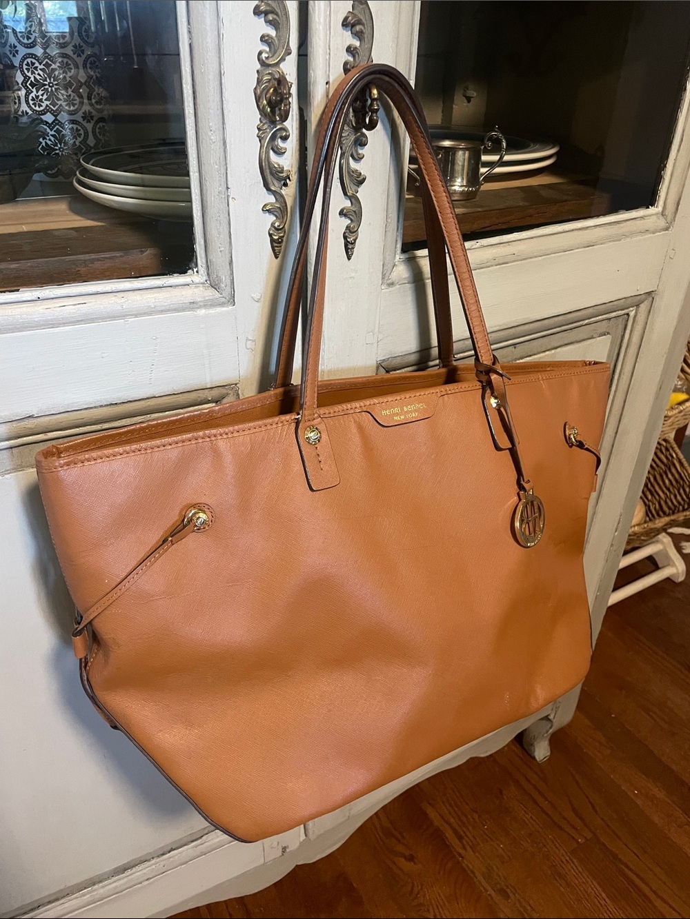 Women's Large Leather Tote in Cognac with Gold Accents